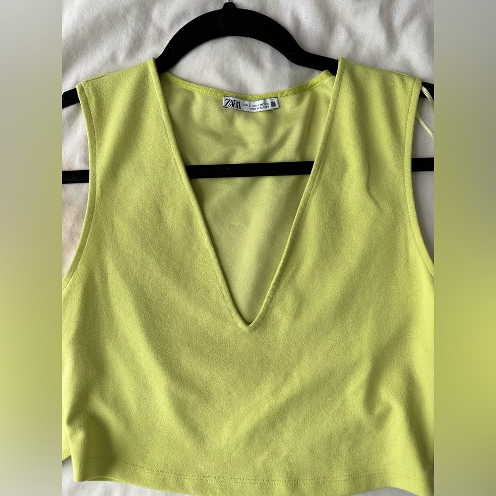 Zara v cut tank top wrap around waist
